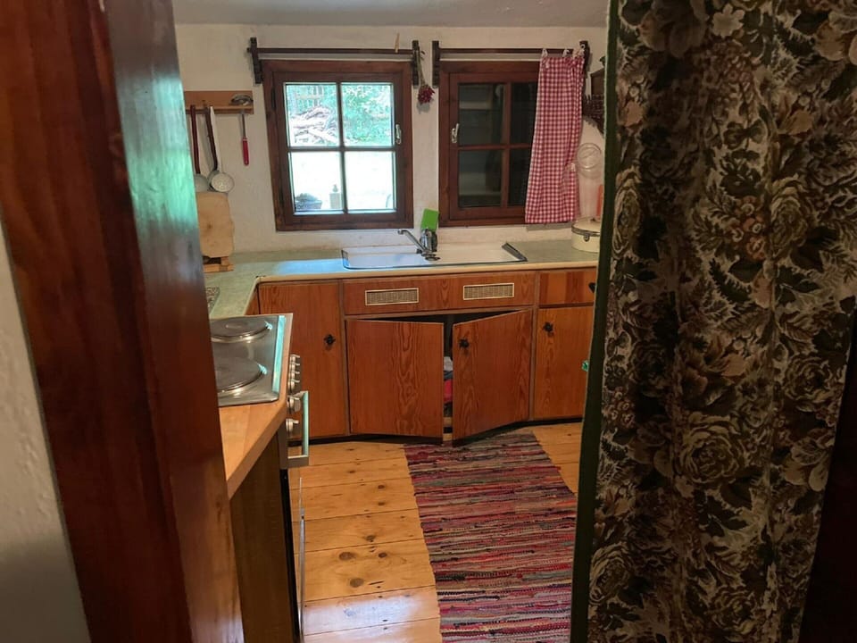 House | Bathroom