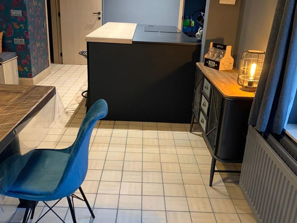 House | Dining