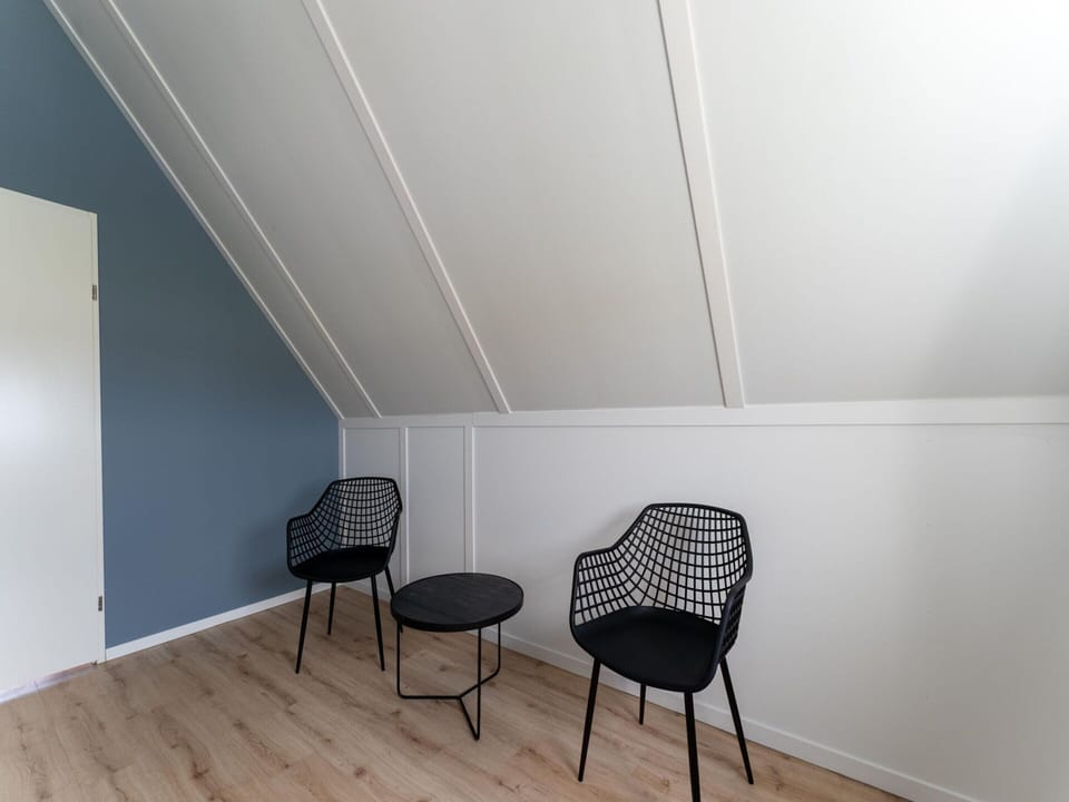 House | 3 bedrooms, individually furnished, bed sheets