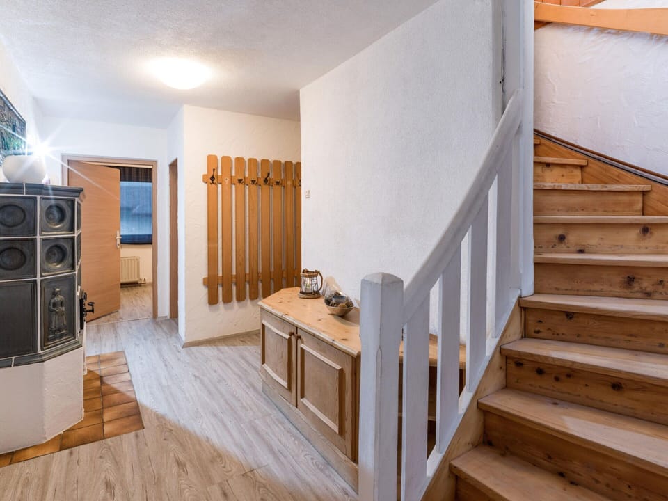 House | Reception