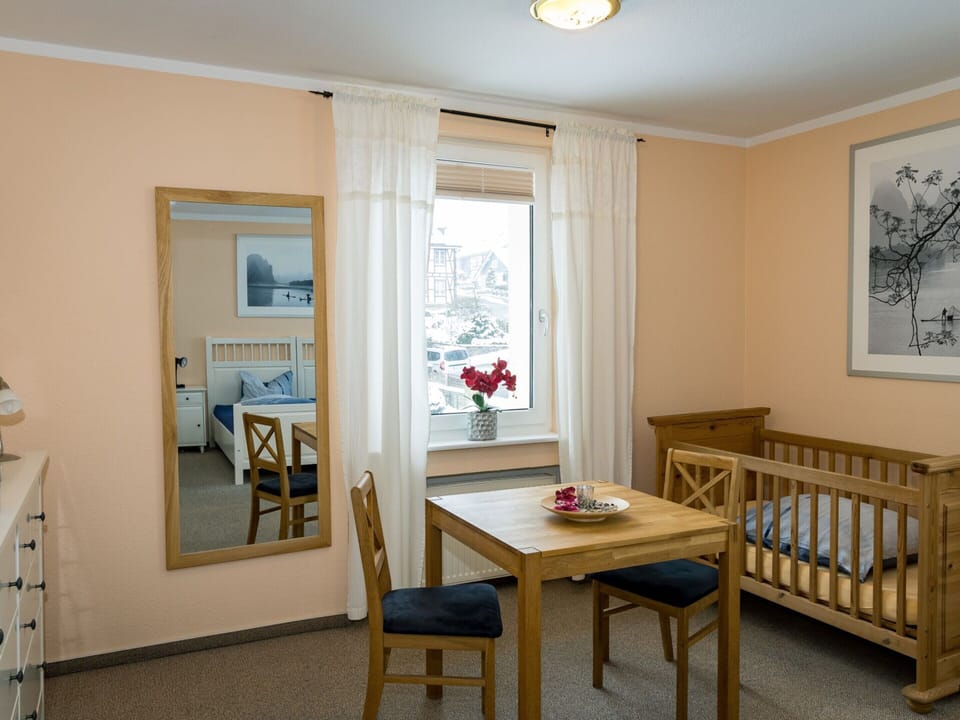 Apartment | Dining
