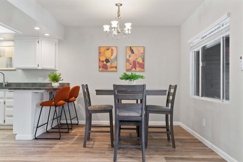 Dining area seats 6 to enjoy your home cooked meals