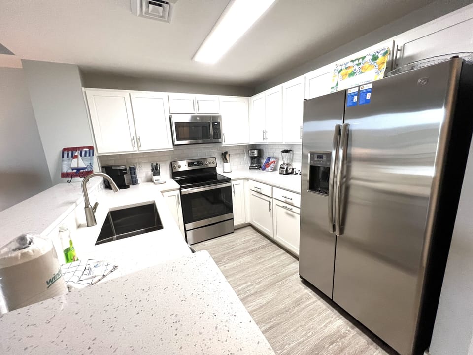 Well equipped Kitchen - Cook  - OR - walk to more restaurants that you need!