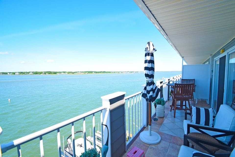 Condo, 2 Bedrooms | Outdoor dining