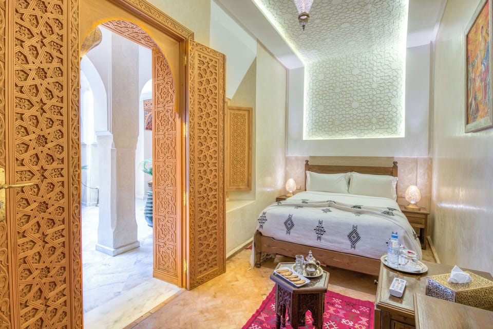 Deluxe Double or Twin Room | Minibar, in-room safe, desk, soundproofing