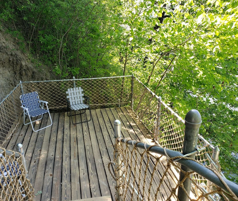 Huge lower deck offers privacy and beautiful lake view
