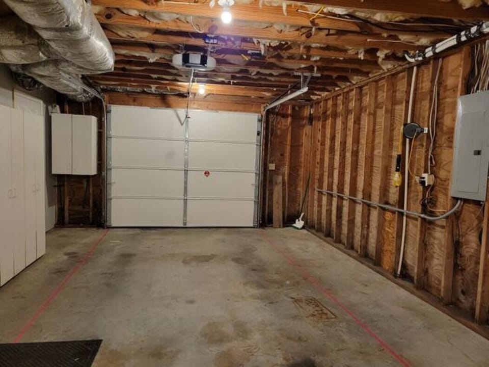 garage area to park a car or store your belongings from the beach