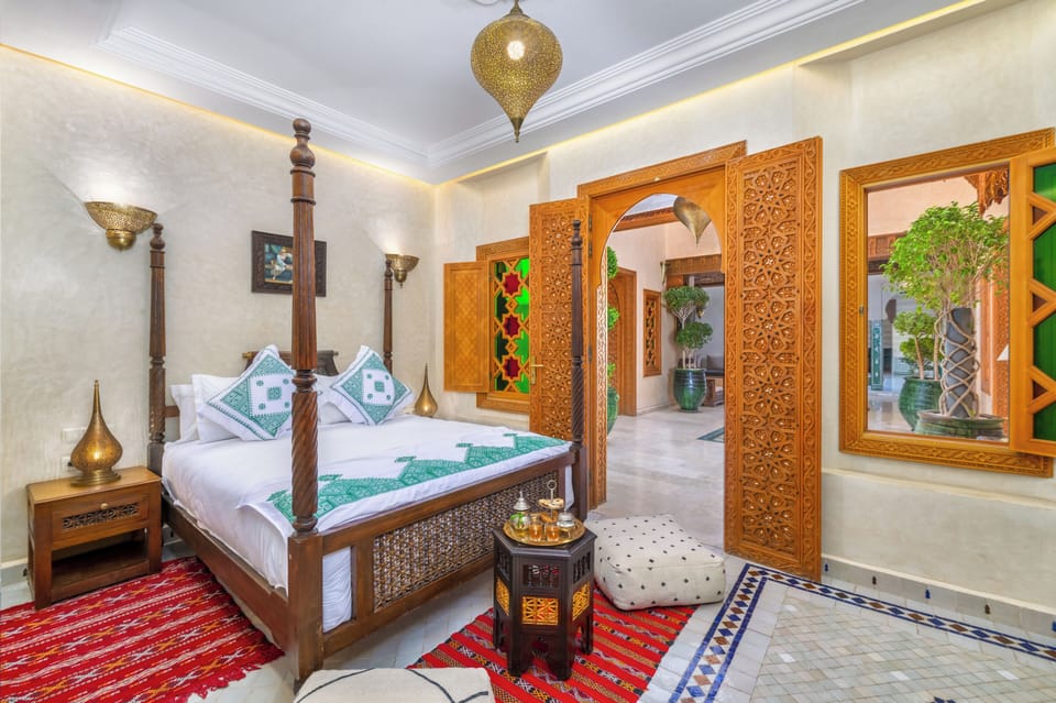 Superior Double Room | In-room safe, soundproofing, iron/ironing board, cribs (free)