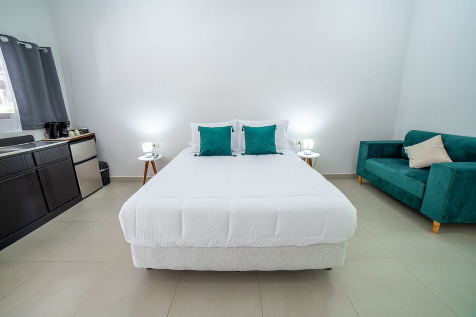 Egyptian cotton sheets, premium bedding, down comforters, in-room safe