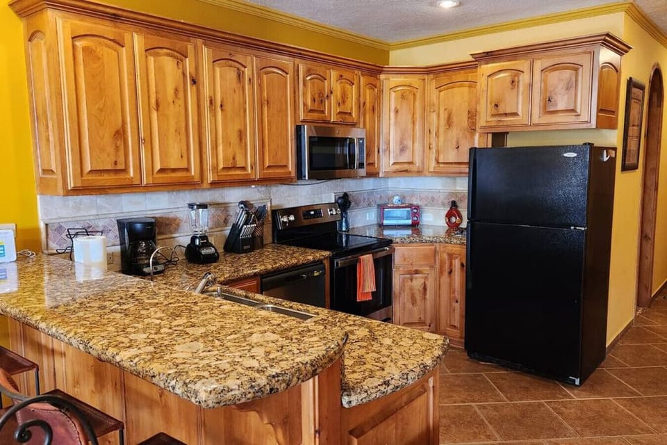 Fully equipped kitchen
