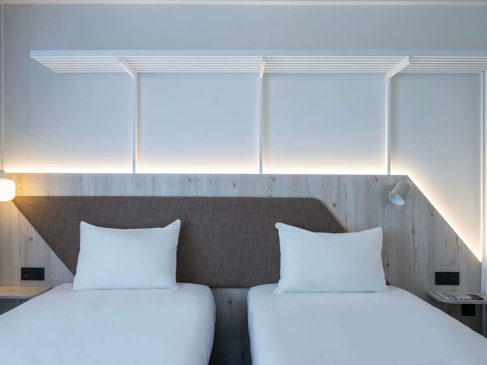 Standard Room, 2 Twin Beds, Balcony | Premium bedding, in-room safe, laptop workspace, blackout drapes
