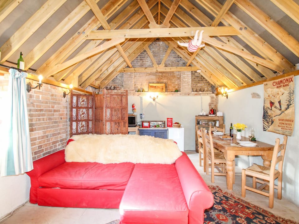 1 bedroom, individually decorated, individually furnished, free WiFi