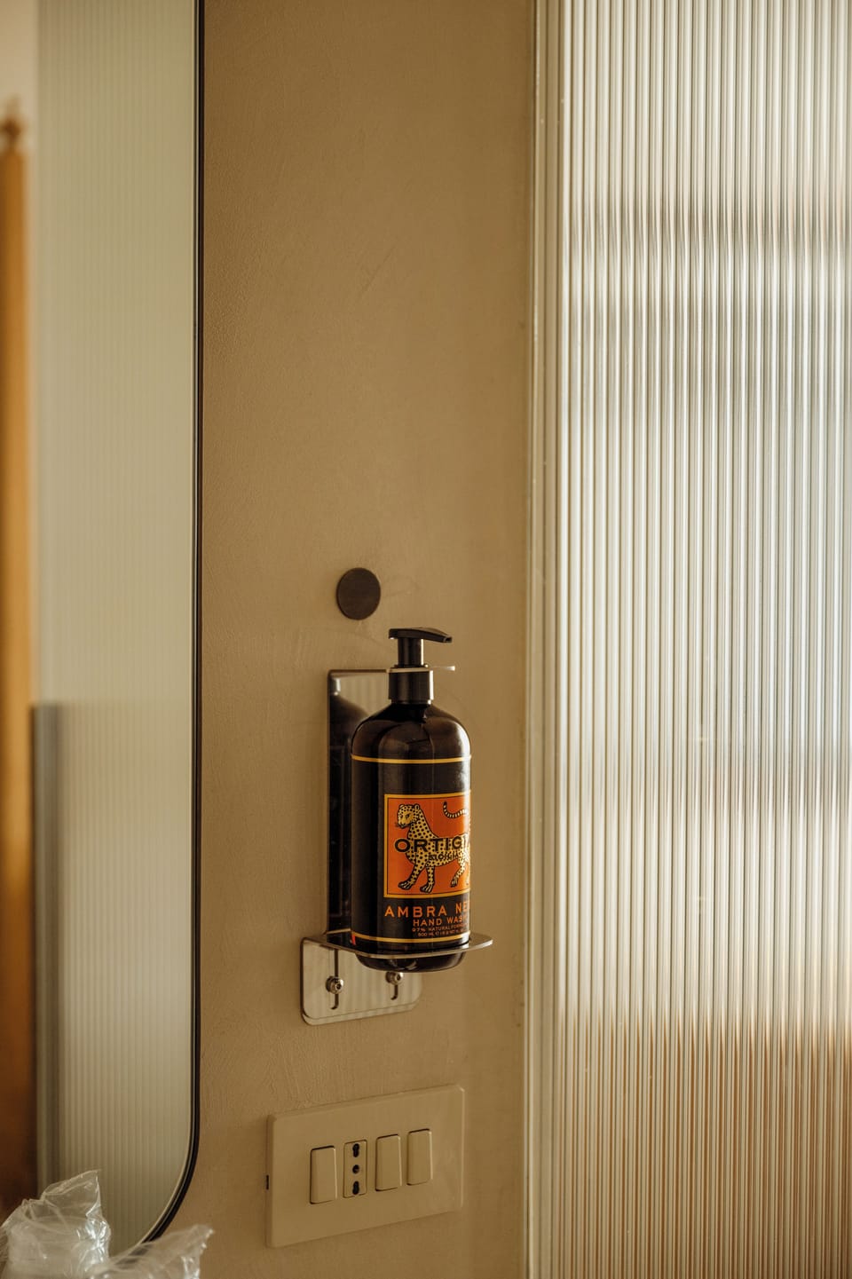 Premium bedding, down comforters, minibar, in-room safe