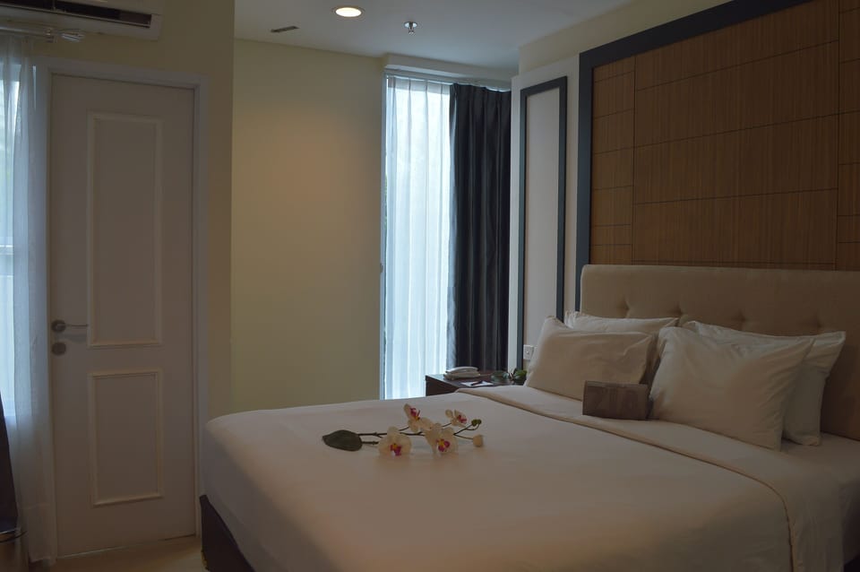Deluxe Double Room | Desk, soundproofing, free WiFi, bed sheets