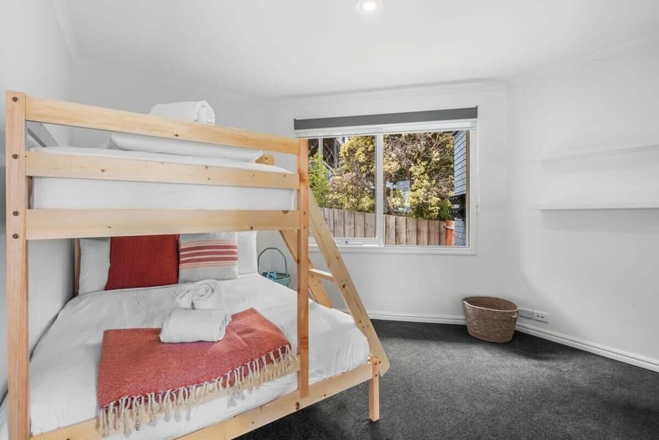 Bedroom 2 (upstairs) - Bunk bed (Double base/Single top)