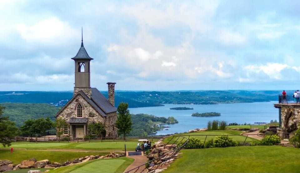 This enchanting three-story chapel, nestled against the breathtaking Table Rock Lake, is your fairytale getaway come true.