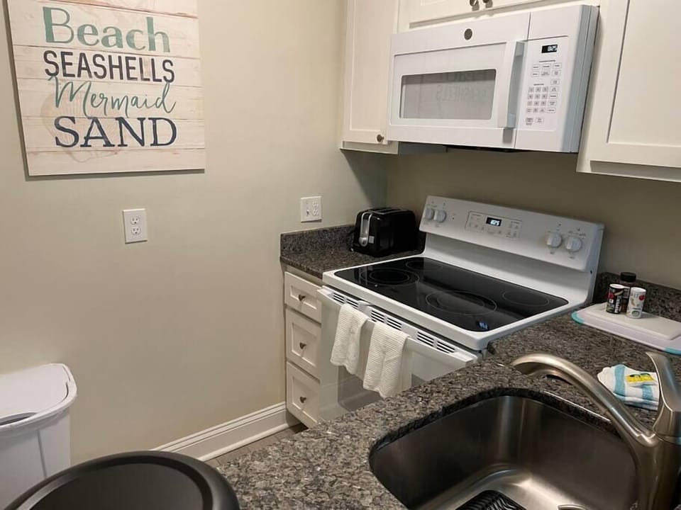Kitchen (3)