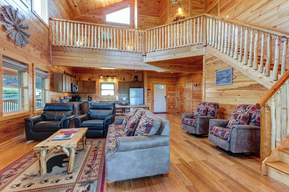 Main level living room