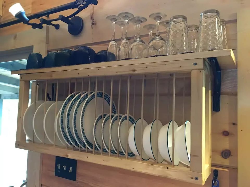 Plenty of plates & bowls, pots & pans, and win & champagne glasses!