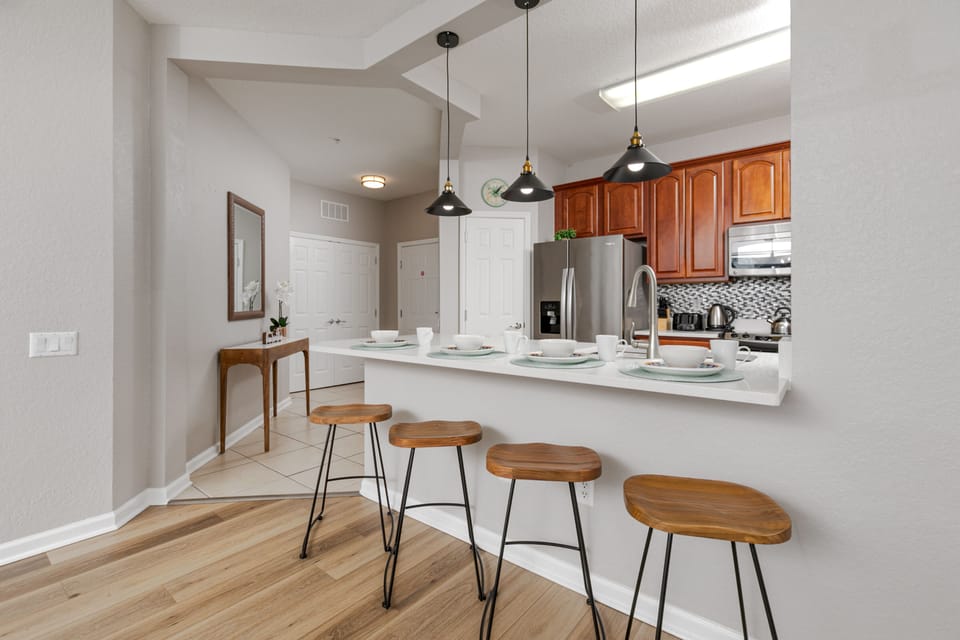 OPEN KITCHEN