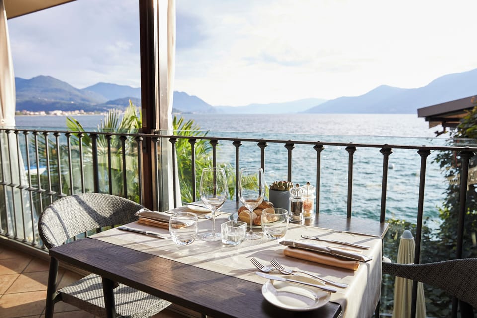 Daily buffet breakfast (EUR 30 per person)