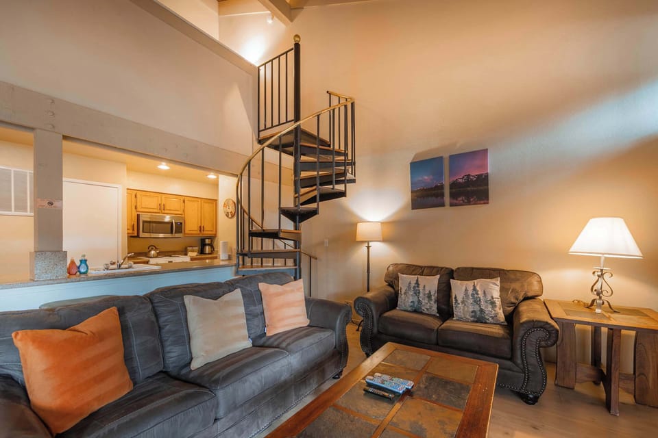 Condo, Multiple Beds, Balcony, Mountain View (Lakeland Sandy Beach Retreat) | Living area | 42-inch flat-screen TV with digital channels, fireplace
