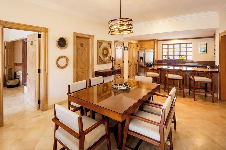 Enjoy your "Home by the Sea" with all new furnishings!
