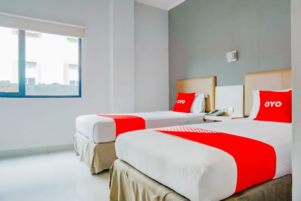 Twin Room | Egyptian cotton sheets, premium bedding, laptop workspace, free WiFi
