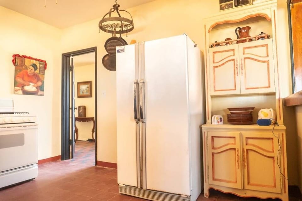 San Felipe club de pesca beachfront home rental Ricks House - Kitchen