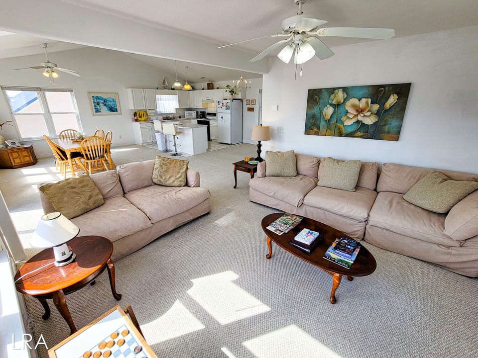 Living Room-04