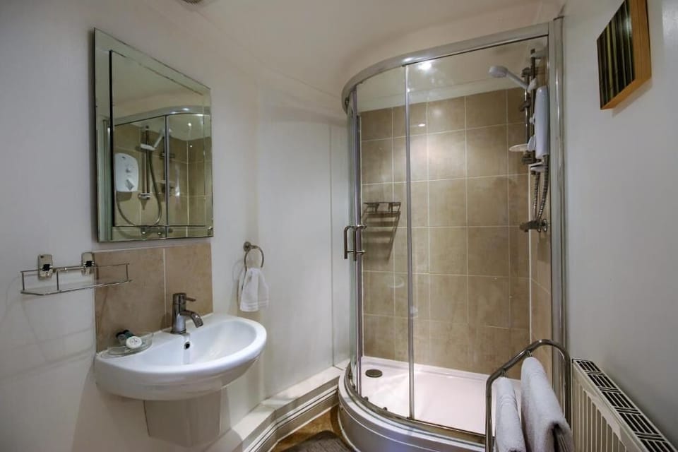Hair dryer, towels