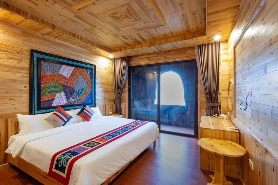 Family Room, Valley View | Egyptian cotton sheets, premium bedding, memory foam beds