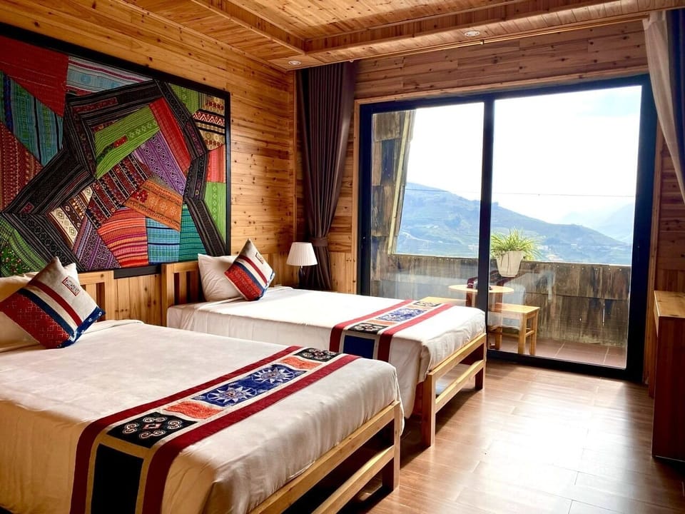 Panoramic Room | Balcony view