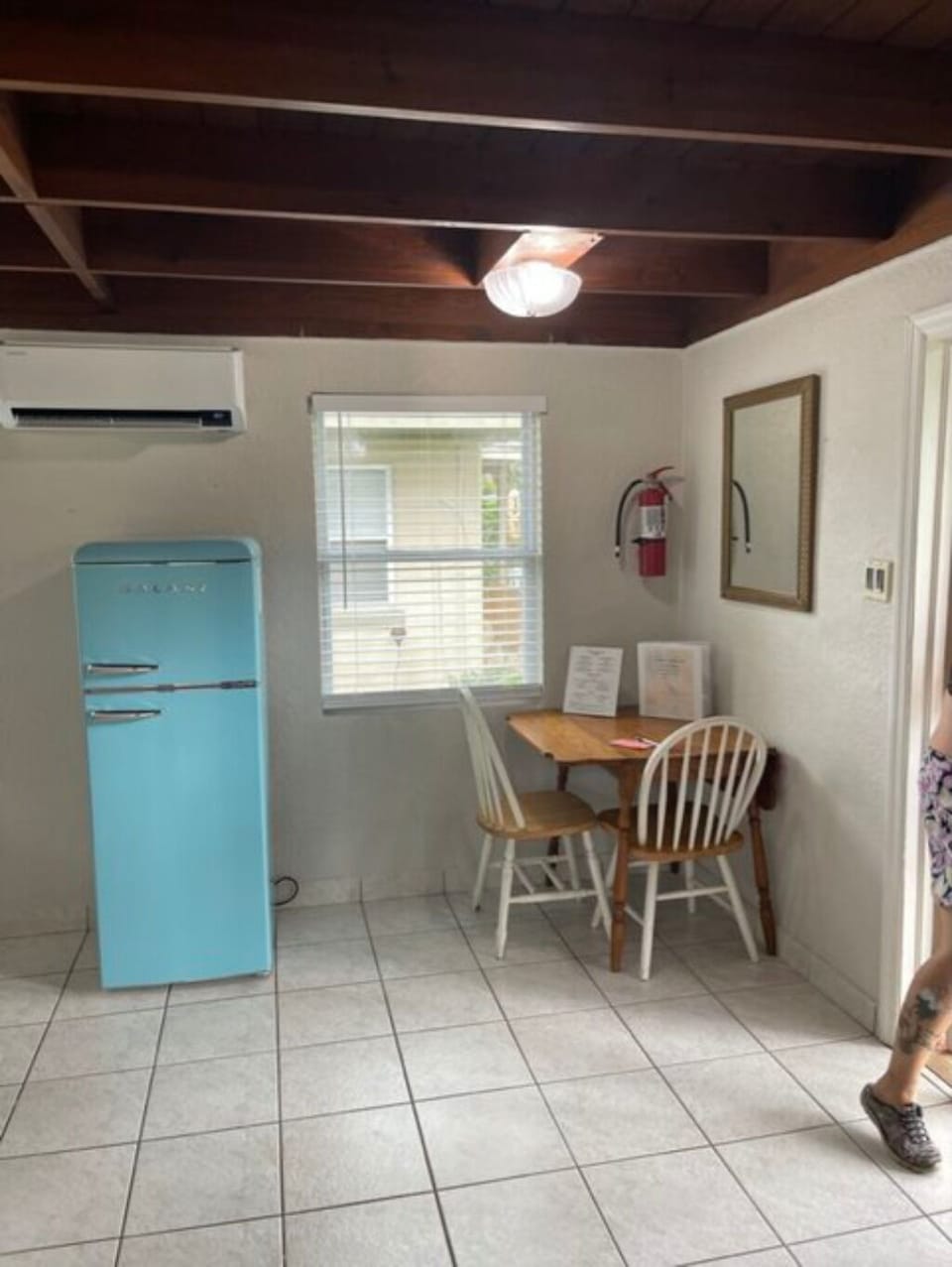 Crane Cottage Kitchenette