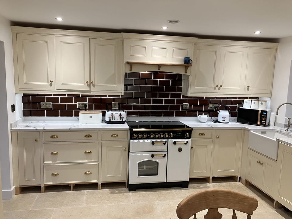 Fridge, dishwasher, electric kettle, toaster