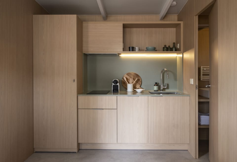 Family Mobile Home | Private kitchen | Microwave, espresso maker, highchair, cookware/dishes/utensils