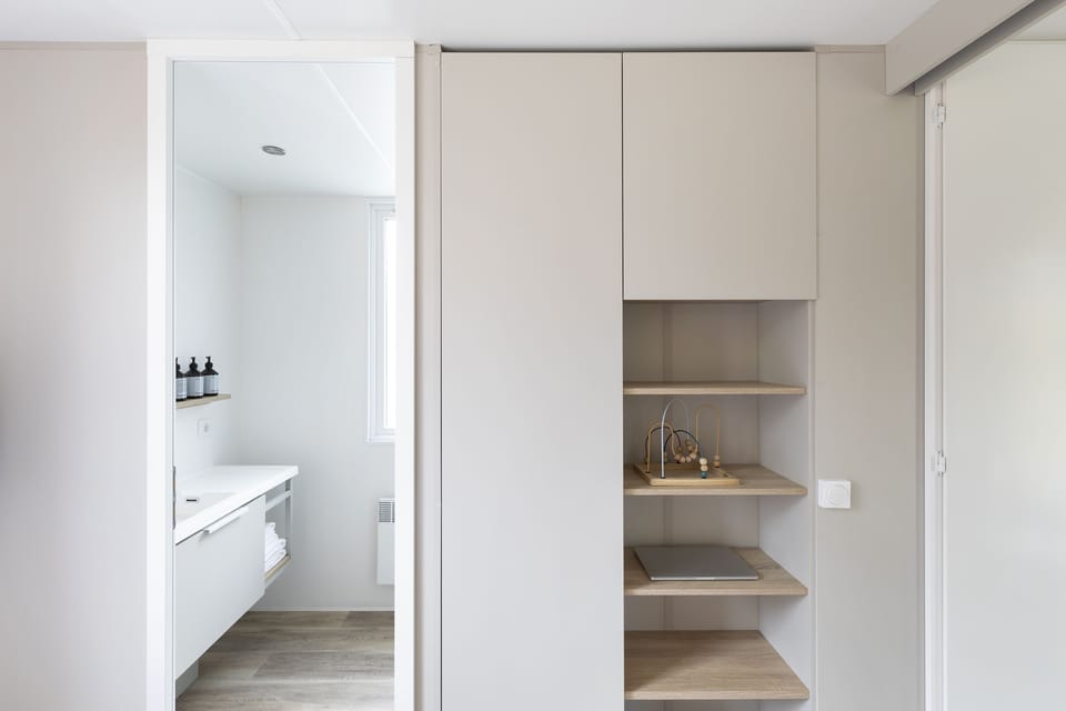 Grand Mobile Home | Bathroom