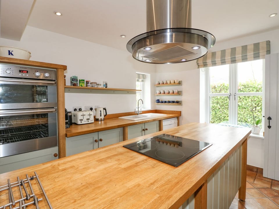 Cottage | Interior