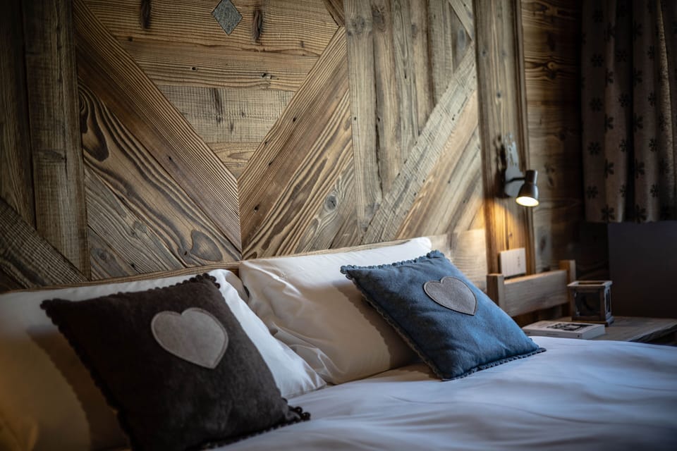 Superior Room | Minibar, desk, free WiFi, bed sheets