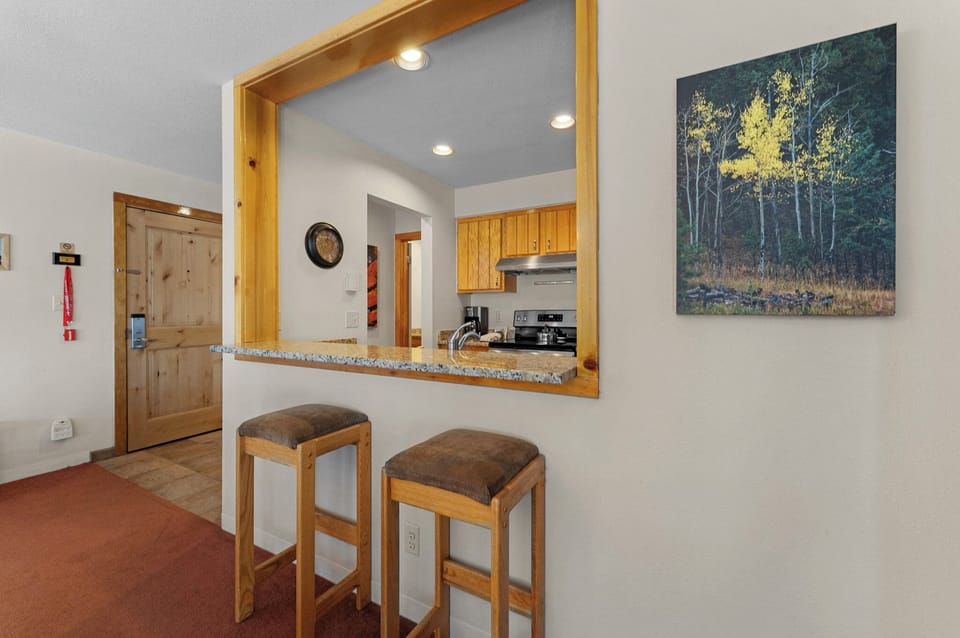Condo (1 Bedroom) | Property amenity