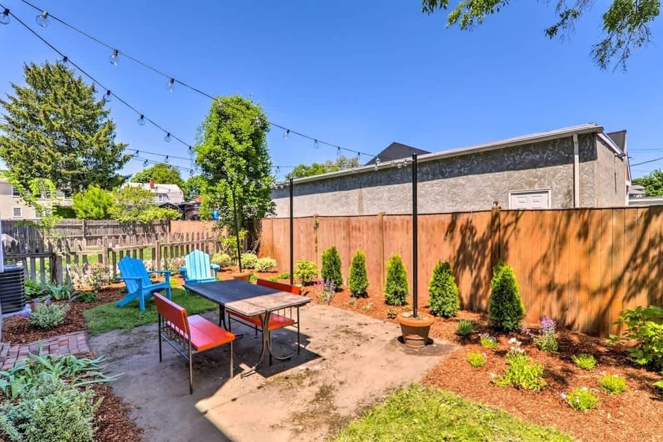 Rear outdoor patio