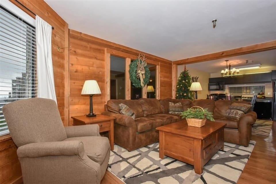 Indoors, Home Decor, Furniture, Living Room, Table