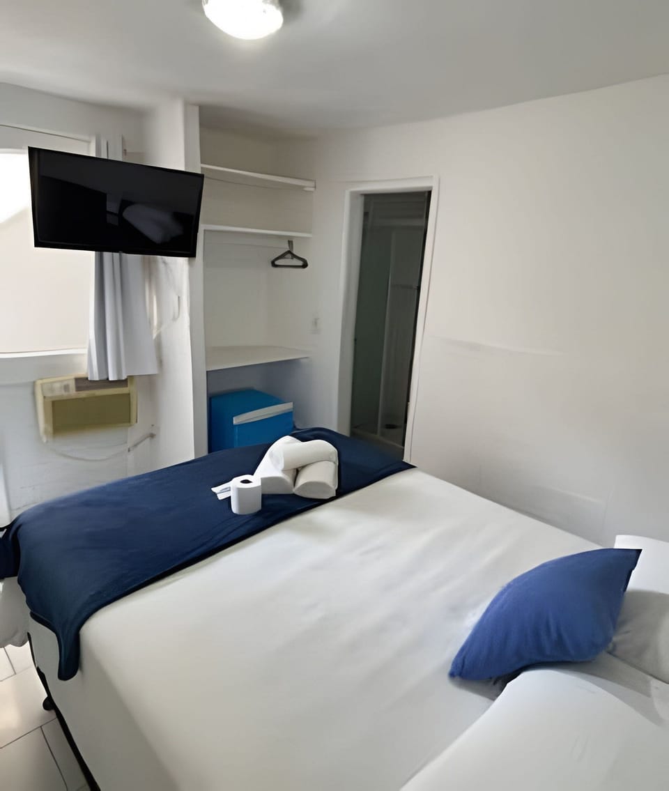 Basic Suite | Minibar, free WiFi, bed sheets