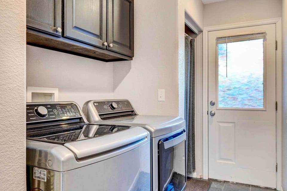 In-Unit Laundry