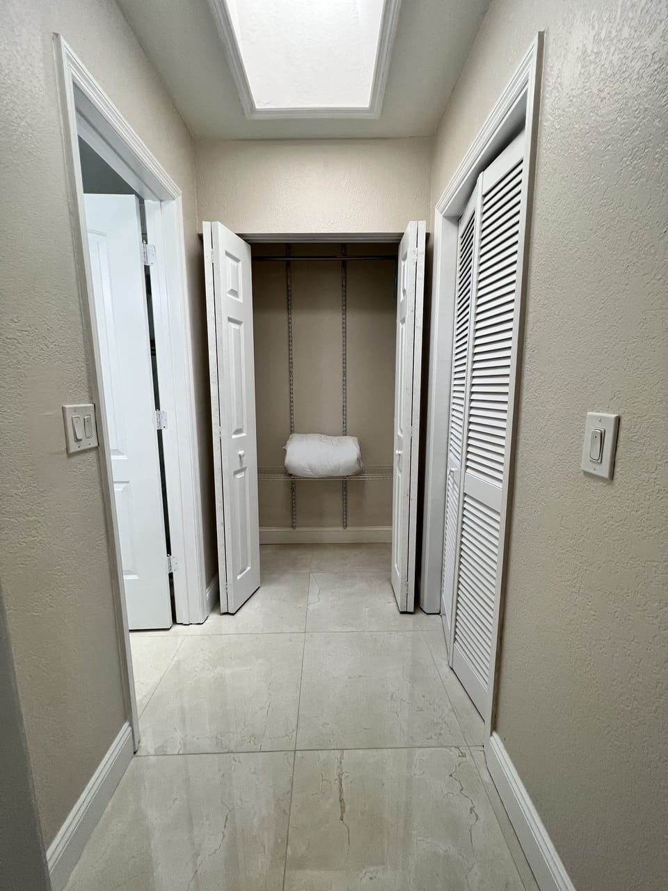 hall to bathroom/closet