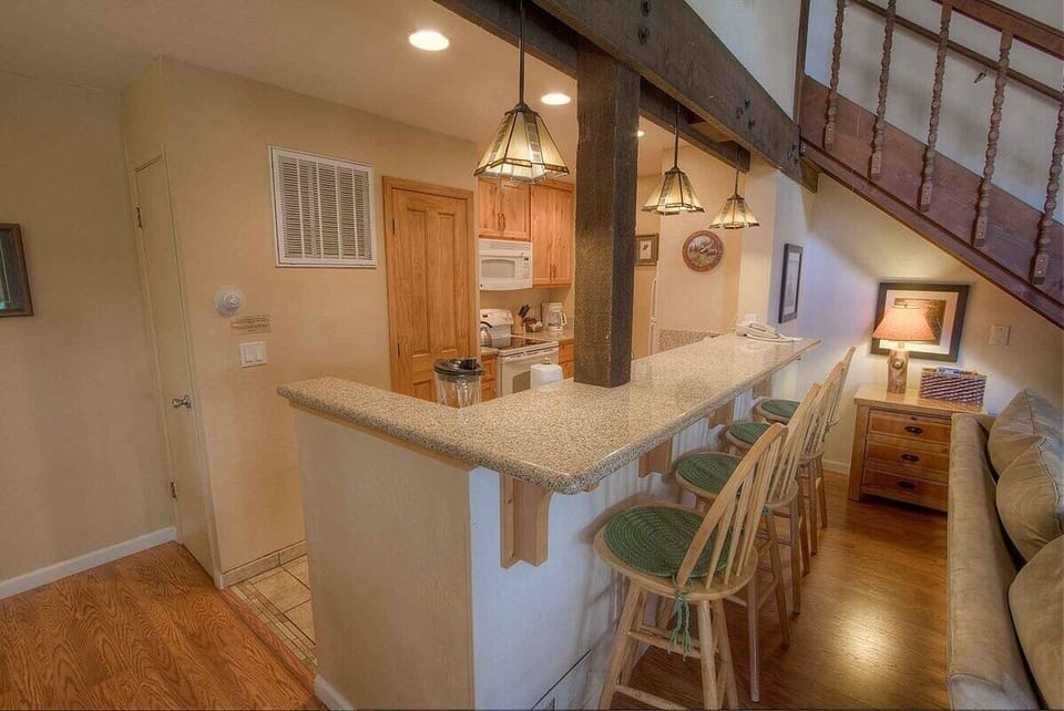 Condo, 3 Bedrooms | Private kitchen | Coffee/tea maker, fridge, toaster