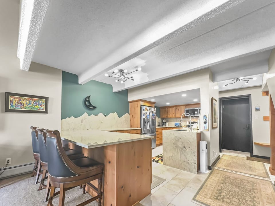 Condo, 3 Bedrooms | Dining