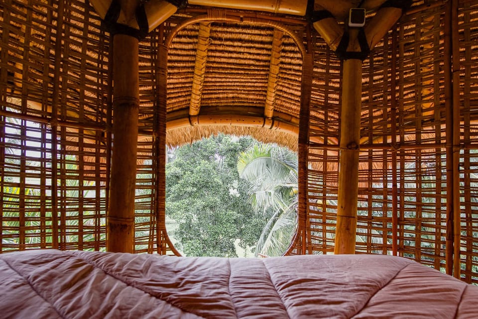 Bamboo Birdsnest Level 3 Sleeping Pod | Individually decorated, individually furnished, free WiFi, bed sheets