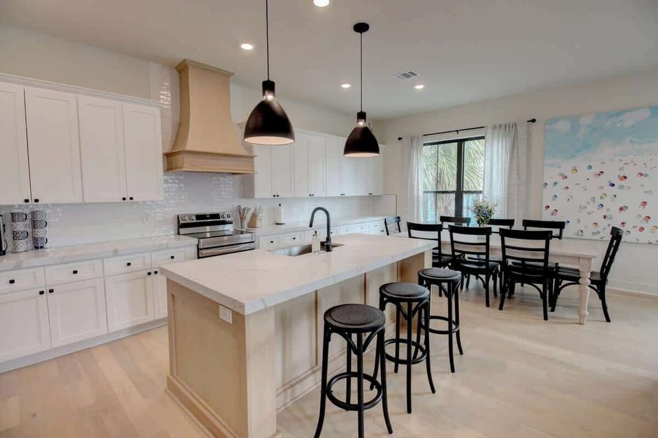 Extra seating at the bar in addition to the dining room table!
