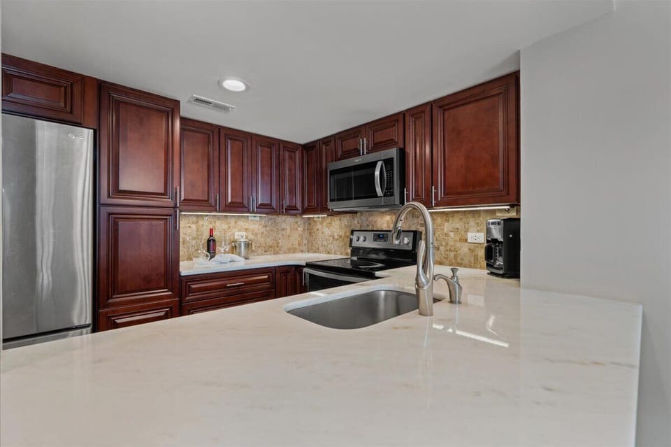 Stainless Appliances, Lots of Storage